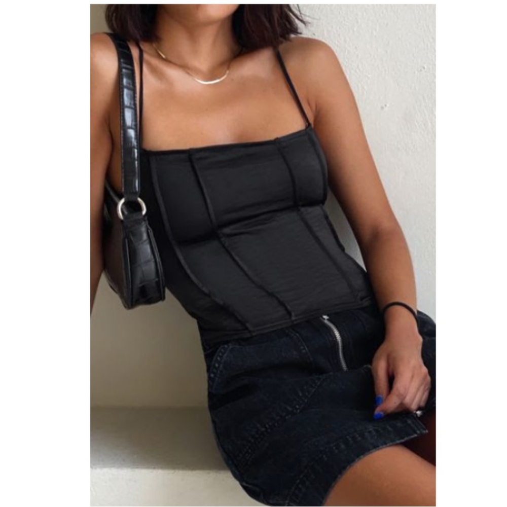 Urban Outfitters Motel Cosey Laceup Cami satin Black L